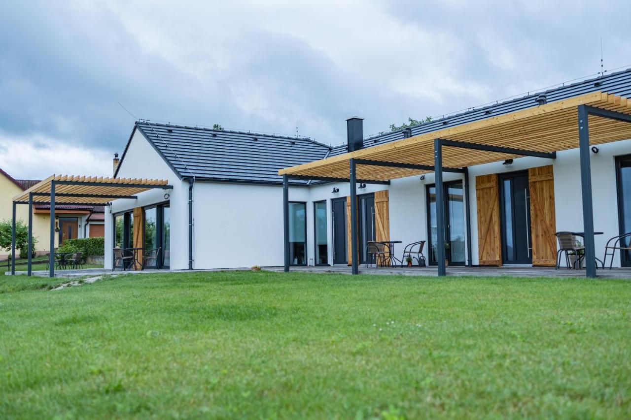 Babyky Apartmany Jindrichuv Hradec Exterior photo